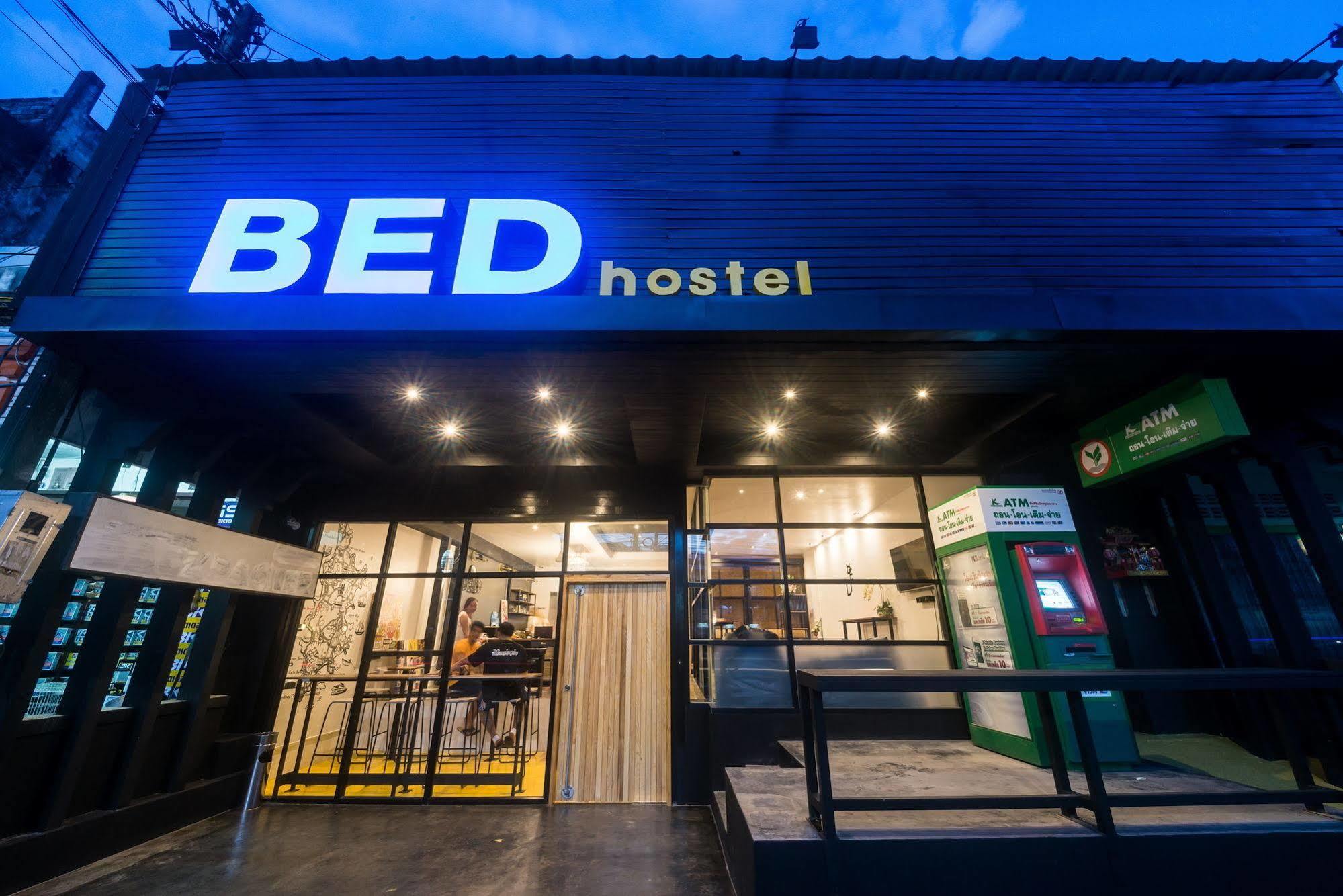 BED Hostel Phuket Buitenkant foto